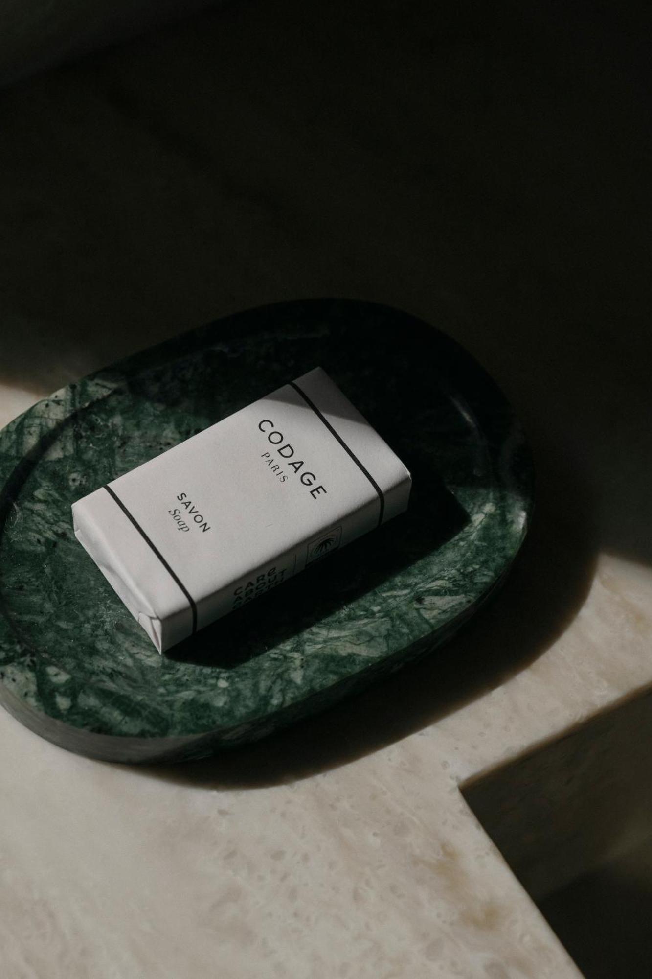 Vila Foz Hotel & Spa - Member Of Design Hotels Porto Kültér fotó Soap